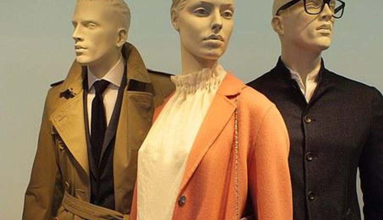 How to Dress a Mannequin