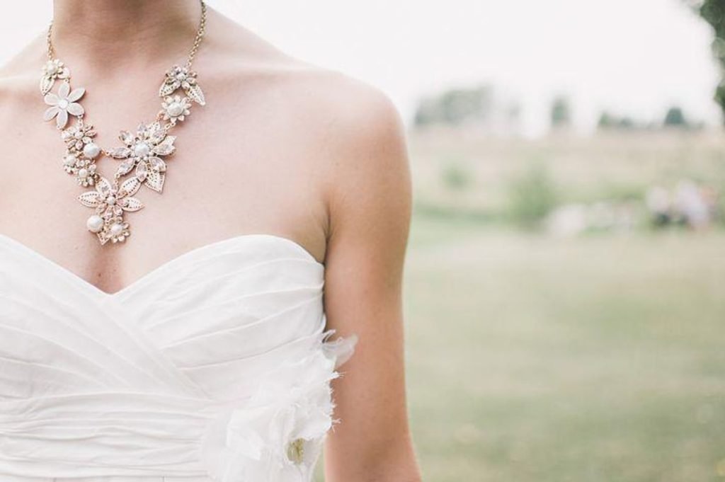 How to Clean and Polish Your Jewelry