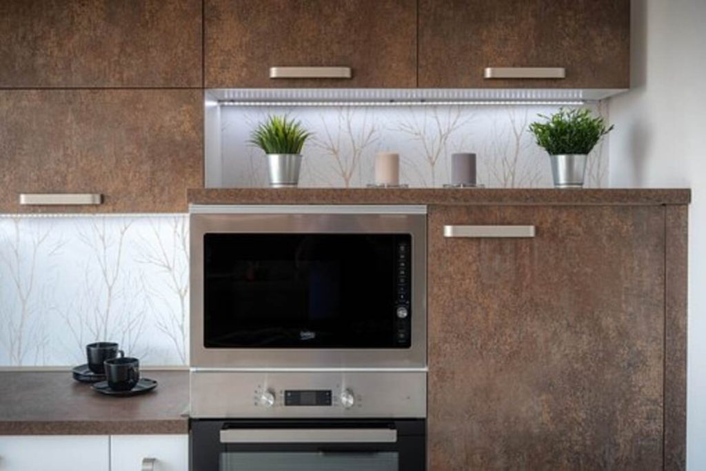 metallic finishes