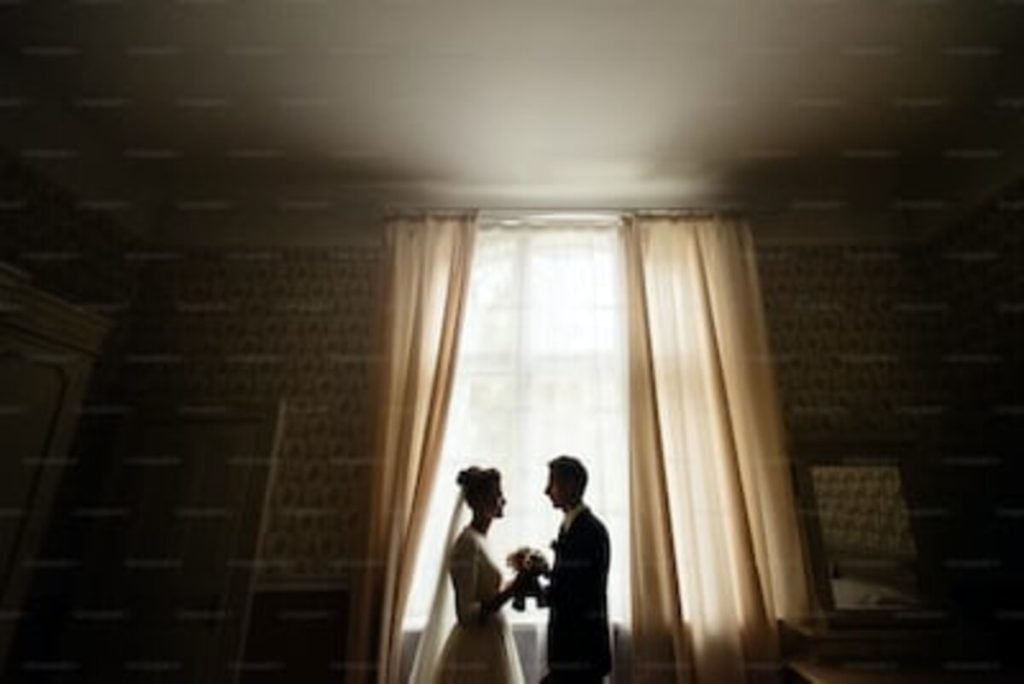 vacuum glazing vs double glazing