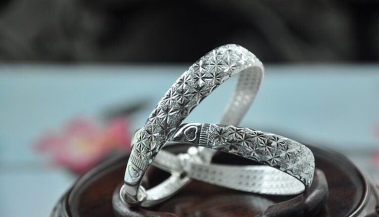 Famous Styles of Jade Bracelets These days